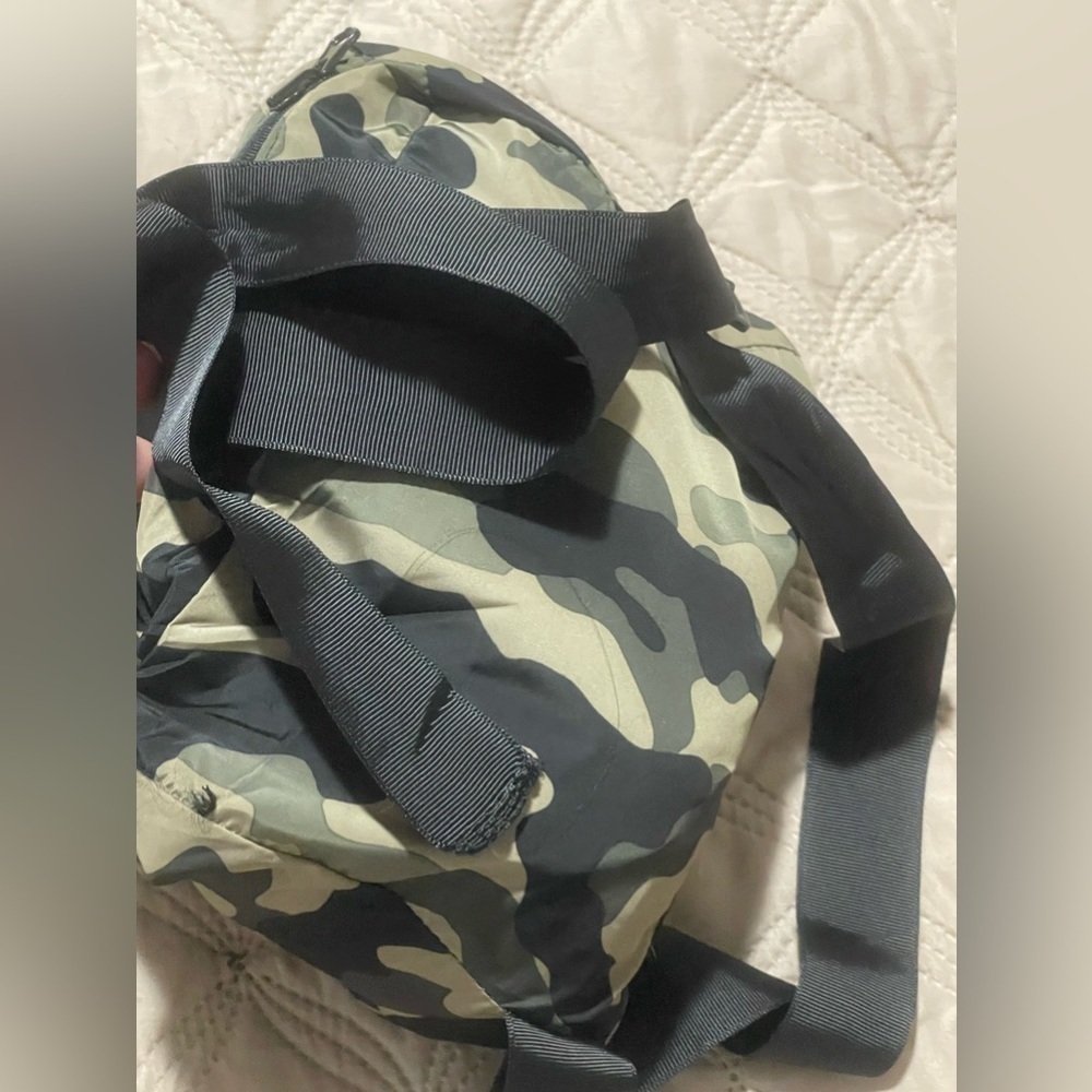 zara jackets & coats cropped camo hoodie backpac - Picture 7 of 13
